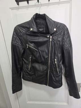 Barneys Originals Women's Quilted Black Leather Moto Jacket